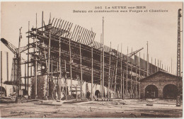 CPA  La Seyne/Mer (83)  Chantier Naval   Un Bateau En Construction   Ed Braine - La Seyne-sur-Mer