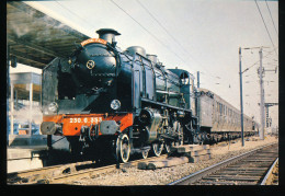 TRAINS ---  Locomotive 230 G 353 Ex P.O. 4.353 - Trains