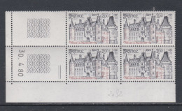 France N° 2082 XX  Château De Maintenon En Bloc De 4 Coin Daté Du 30 . 4 . 80 ; 2 Traits ; Gomme Légèrement Altérée,  TB - 1970-1979