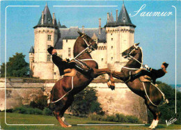 Animaux - Chevaux - Saumur - Ecole Nationale D'Equitation Le Cadre Noire - Courbettes Devant Le Château - Horses - Pferd - Horses