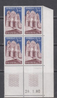 France N° 2084 XX  Cathédrale Du Puy En Bloc De 4 Coin Daté Du 28 . 1 . 80 ;  1 Trait; Sans Charnière, TB - 1970-1979