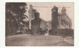 69 . Montmelas . Le Château . Cour D'honneur 1917 - Autres & Non Classés