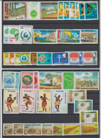 CENTRAFRICAINE  Lot **MNH   Réf  T  1492 - Centrafricaine (République)