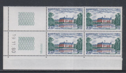 France N° 2111 XX  Château De Rambouillet En Bloc De 4 Coin Daté Du 19 . 11 . 80 ; 2 Traits ; Sans Charnière, TB - 1970-1979