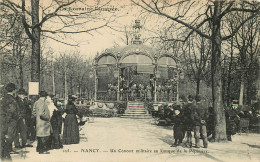 Nancy, Un Concert Militaire Au Kiosque De La Pépinière,  Cpa Vierge PFRCR00052 P - Nancy