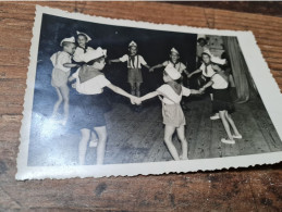 Postcard - Children, Yugoslavia          (V 37953) - Szenen & Landschaften