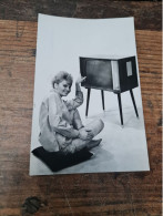 Postcard - Television, RIZ Zagreb, Yugoslavia          (V 37954) - Reclame