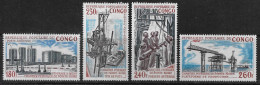 CONGO - CHANTIER PETROLIER DE POINTE-NOIRE - PA 153 A 156 - NEUF** MNH - Fabriken Und Industrien