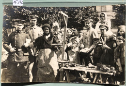 Wilno - Vilnius : 1917 Au Marché : Peuple, Officiers Et Soldats Autour D'un étal Et Sa Balance (16'372) - Litouwen