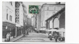 64 - BAYONNE - La Rue Poissonnerie - Bayonne