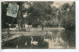 CPA Voyagé 1906 * VICHY Le Nouveau Parc Lac Aux Cygnes * Edition Maniezzi - Vichy