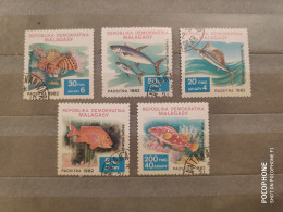 1982	Madagascar	Fishes (F87) - Madagaskar (1960-...)