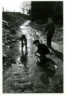 Paris : Le Torrent De Ménilmontant 1969 Par Doisneau - Doisneau