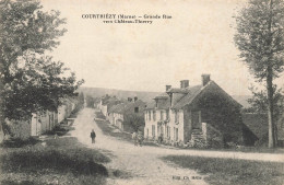 Courthiézy * Grande Rue Vers Château Thierry - Autres & Non Classés