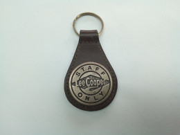 Porte Clé Clef Cles Clefs Lee Cooper Métal Sur Cuir Vintage  (bazarcollect28) - Key-rings