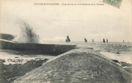 Les Sables D'olonne * Coup De Mer Sur Le Brise Lames De La Chaume - Sables D'Olonne