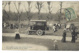 Carte Postale  :Dreux - Une Chasse à Courre Dans La Forêt De Dreux- L'arrivée Au Rendez Vous De Chasse - Dreux