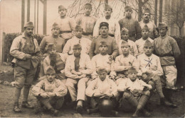 CARTE PHOTO - Groupe De Soldat - 2ème Sect FEC - André Fleury - Service Militaire - 10ème Cie - Carte Postale Ancienne - Photographie