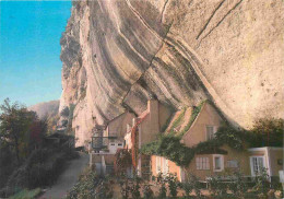 24 - Les Eyzies - Grotte Du Grand Roc - Habitations Sous La Falaise - CPM - Voir Scans Recto-Verso - Les Eyzies