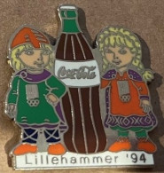 JEUX OLYMPIQUES - OLYMPICS GAMES - LILLEHAMMER '94 - COCA COLA - BOUTEILLE - GARCON ET FILLE - COKE - EGF - (20) - Olympic Games