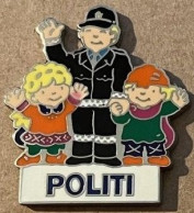 JEUX OLYMPIQUES - OLYMPICS GAMES - LILLEHAMMER '94 - GARCON ET FILLE AVEC POLICIER - POLITI - POLIZEI  - EGF - (20) - Jeux Olympiques