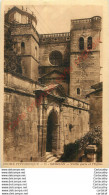 26.  GRIGNAN .  Vieille Porte Et Eglise . - Grignan