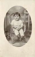 Carte Photo - Portrait - Enfant - CPA - Voir Scans Recto-Verso - Photographs