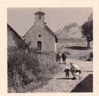 ALPES CHAPELLE DE GIERS 1958 PHOTO ORIGINALE  9 X 9 CM - Lieux