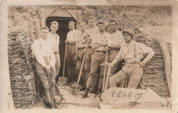 82 - CARTE PHOTO ECOLE DES MINES PRISE EN 1927 . P.E.O.R.27 SCAN RECTO VERSO - Miniere