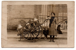 Attelage à Chien. Laitière. Carte Photo Non Située - Farmers