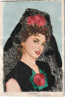 82 - CARTE JOLI PORTRAIT DE FEMME AVEC VOILE ET CORSAGE BRODEE. SCAN RECTO VERSO - Brodées