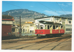 AUTOMOTRICE ABFe 2/3 12 EN GARE DE VEVEY - Treinen