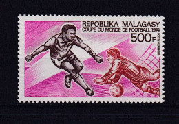 MADAGASCAR 1974 PA N°133 NEUF** FOOTBALL - Madagaskar (1960-...)