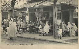 Tunisie - Tunis - Un Café Arabe - Animée - CPA - Voir Scans Recto-Verso - Tunisia