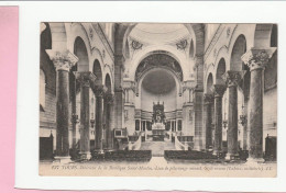 TOURS INTERIEUR DE LA BASILIQUE SAINT MARTIN - Eglises Et Cathédrales