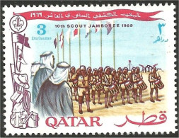 750 Qatar Boy Scouts Music Musique Orchestra Orchestre MNH ** Neuf SC (QAT-81b) - Unused Stamps