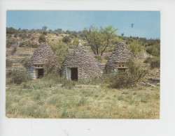 Les Beaux Sites De Provence, Maisonnettes De Pierres Sèches Appellées "BORI" (borie Bories) En Provençal (n°271 SL) - Provence-Alpes-Côte D'Azur