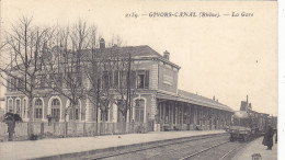 GIVORS CANAL : L INTERIEUR DE LA GARE AVEC TRAIN .N. CIRCULEE T.B.ETAT. PETIT PRIX COMPAREZ!!! - Givors