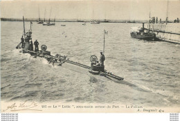 SOUS MARIN  LE LUTIN SORTANT DU PORT LA PALLICE - Submarines