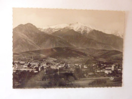 PRADES - Vue Générale Et Le Canigou - Prades