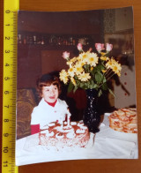 #11   Anonymous Persons - Enfant Child Girl Fille With Birthday Cake - Anonyme Personen