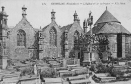 GUIMILIAU - L'Eglise, Le Calvaire Et Le Cimetière - Guimiliau