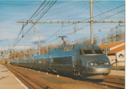 TGV 76 . Atlantique .  Narbonne . Tirage Photo Xavier Espanol Cornet . - Treinen