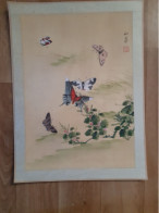 Peinture Sur Soie  XX E  Peinte A La Main En Chine - Signee -  Fleur - Papillon - Asian Art