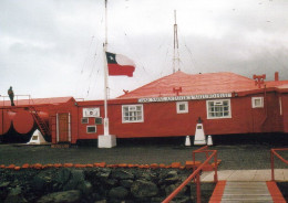 1 AK Antarktis / Antarctica * Greenwich Island Mit Der Station Arturo Prat (Chile) * - Andere & Zonder Classificatie