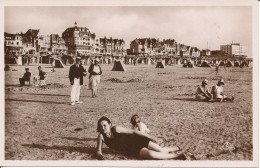 PC39284 Le Touquet Paris Plage. La Plage. C. A. P. No 251. RP - World