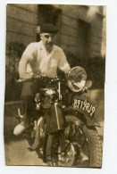 Snapshot Superbe 40s Moto Homme Immatriculation Superbe à Situer Identifier - Cars