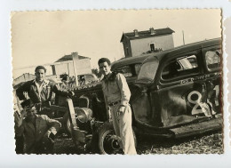 Snapshot Superbe Voiture Homme Stock Car Voiture Cabossée Accident Course Rallye 40s - Cars