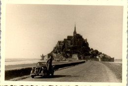 Photographie Photo Vintage Snapshot Amateur Automobile Voiture Mt St Michel - Places
