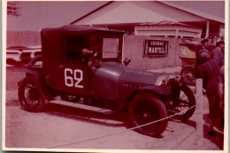 Photographie Photo Vintage Snapshot Amateur Automobile Voiture Tacot  - Cars